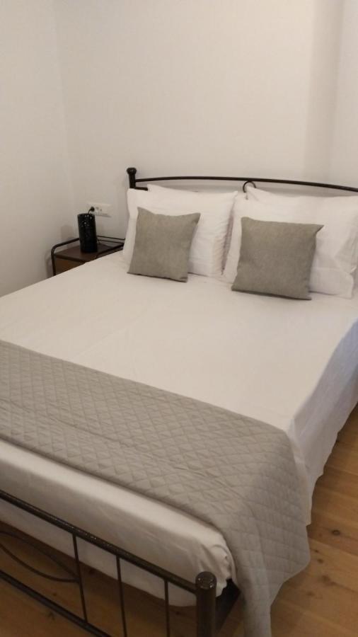 Vikou House Βίλα Γύρι Εξωτερικό φωτογραφία