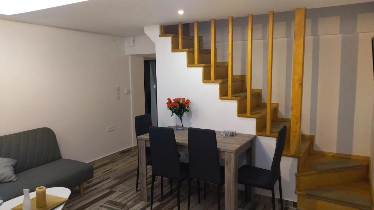 Vikou House Βίλα Γύρι Εξωτερικό φωτογραφία
