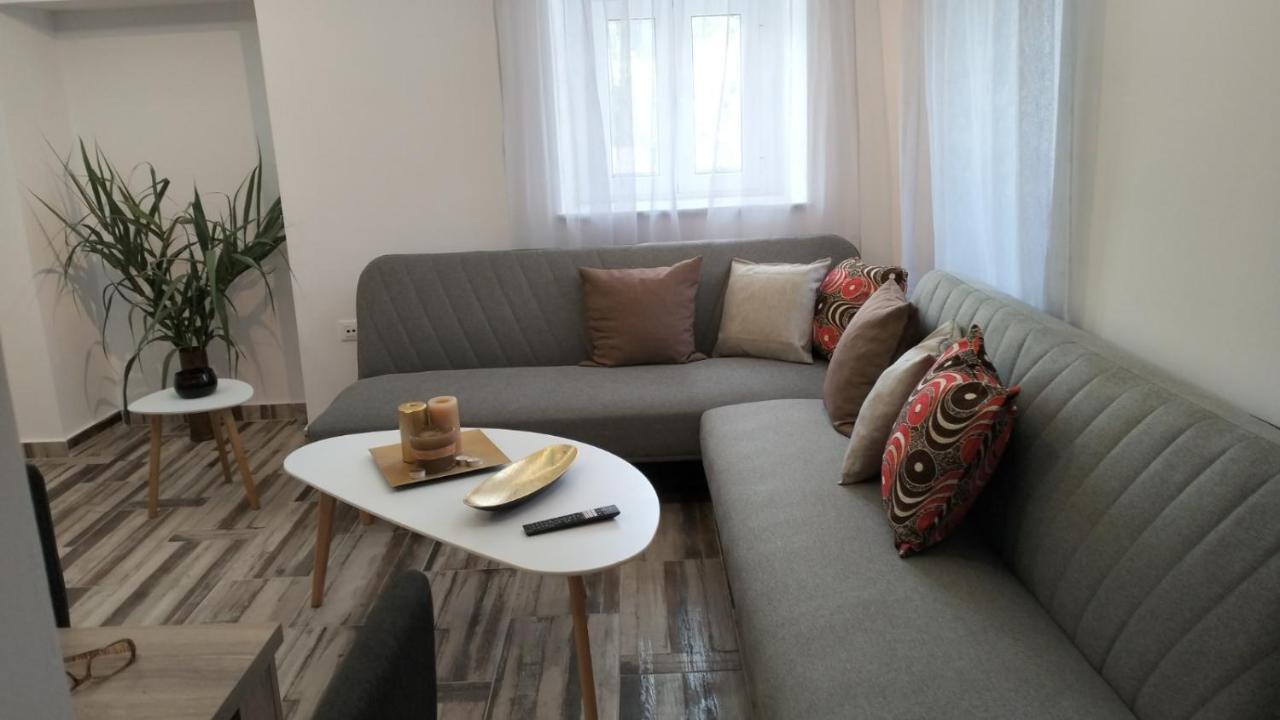 Vikou House Βίλα Γύρι Εξωτερικό φωτογραφία